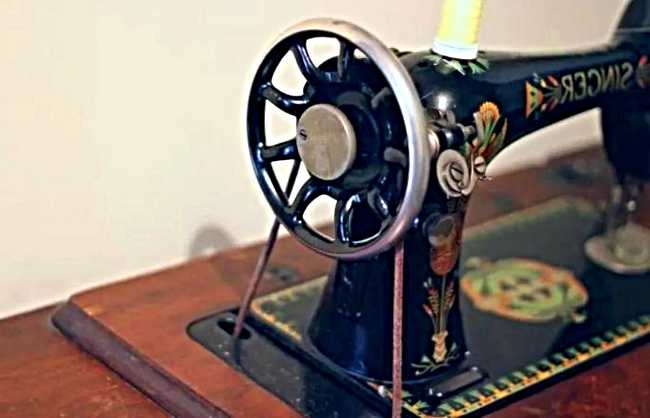 How To Replace Belt On Singer Treadle Sewing Machine